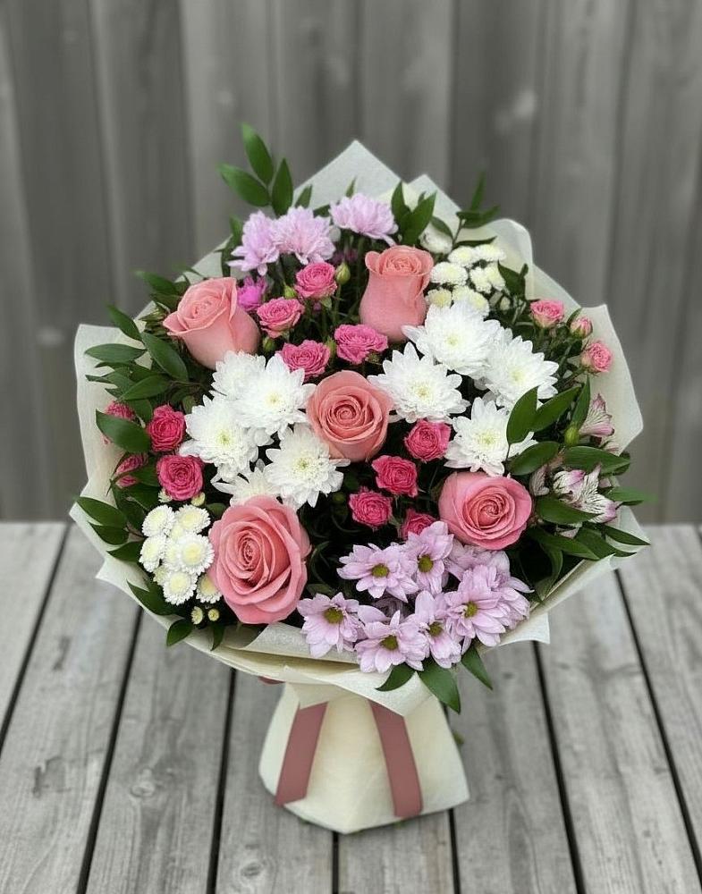 Букет цветов из: Альстромерии, Гвоздики, Розы и Хризантемы в Беломечетской