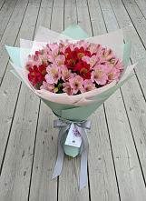 Букет цветов из:  Альстромерии #REPLACE_PRED# Беломечетской