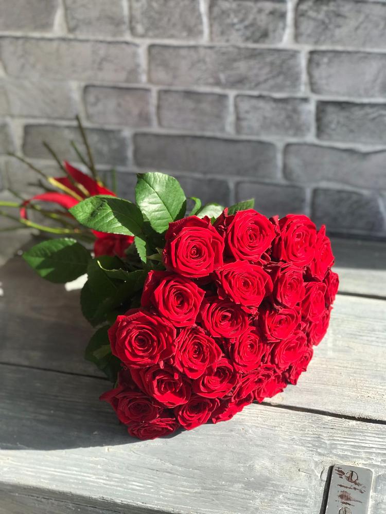 Букет Красные розы Фридом в Беломечетской