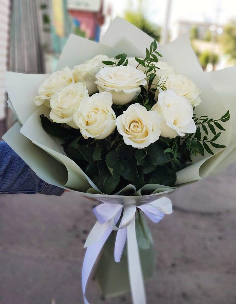 Букет Белые розы Проуд в Беломечетской