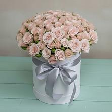 Цветочная композиция из Розы в шляпной коробке в Беломечетской