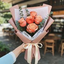 Букет цветов из:  Розы в Беломечетской