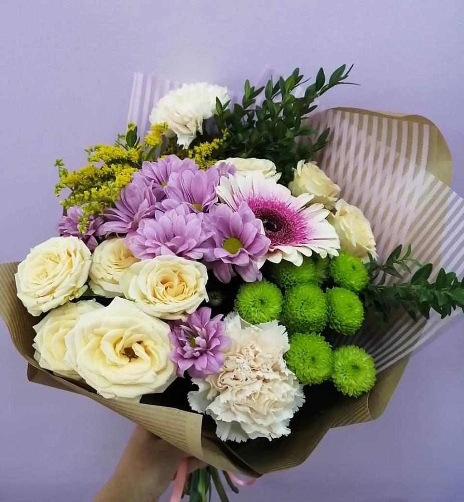 Букет цветов из: Хризантемы, Розы, Гвоздики и Герберы в Беломечетской