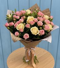 Букет цветов из:  Розы в Беломечетской