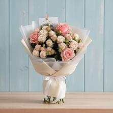 Букет цветов из:  Розы в Беломечетской