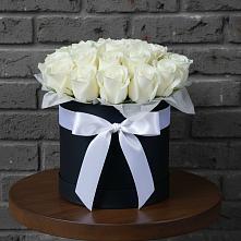 Цветочная композиция из Розы в шляпной коробке в Беломечетской