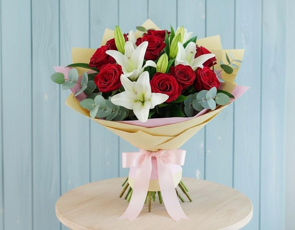 Букет цветов из: Лилии и Розы в Беломечетской